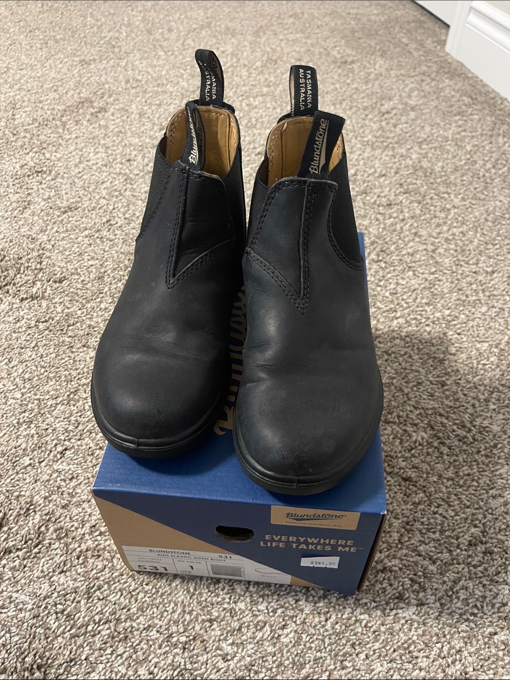 Blundstone Black Slip-On Chelsea Boots
